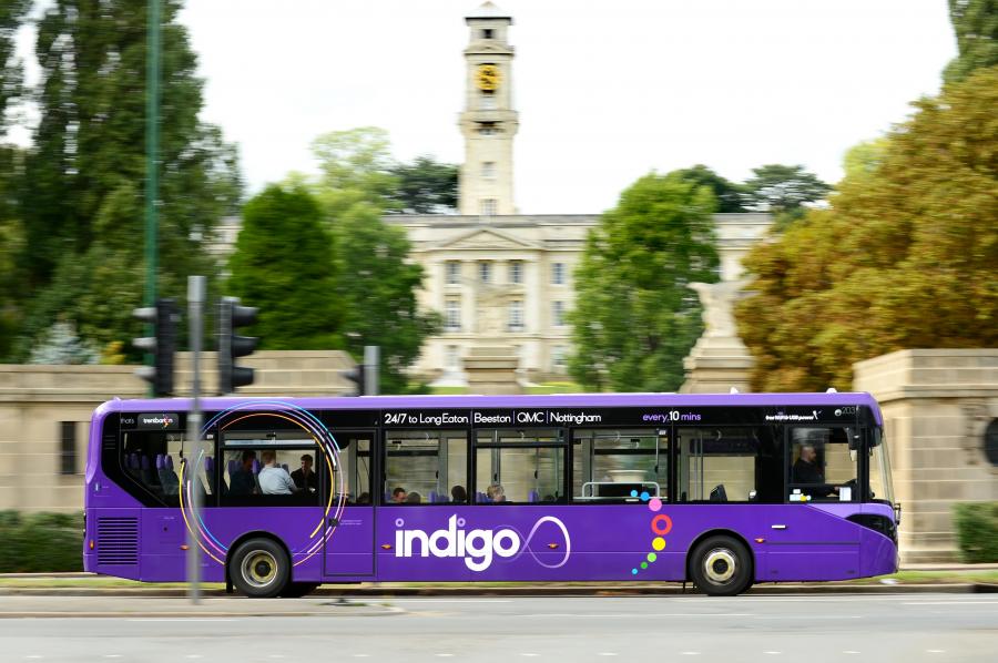  Alexander Dennis Enviro200 2015 года  (фото 30 из 39)